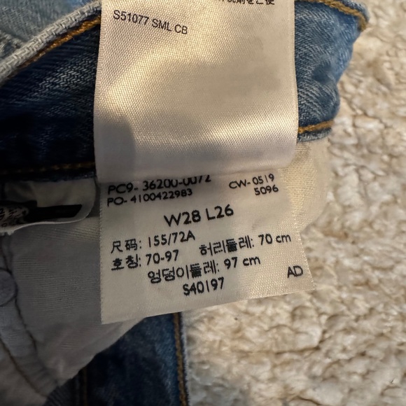 Levi's 501 Original Cropped Ripped Women's Jeans Size 28 - Picture 5 of 5